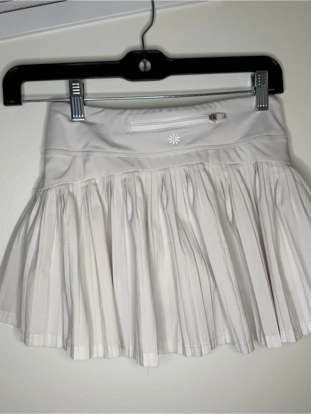 Athleta Light Pink / cream Pleated Hem tennis Skort, girl M 8-10